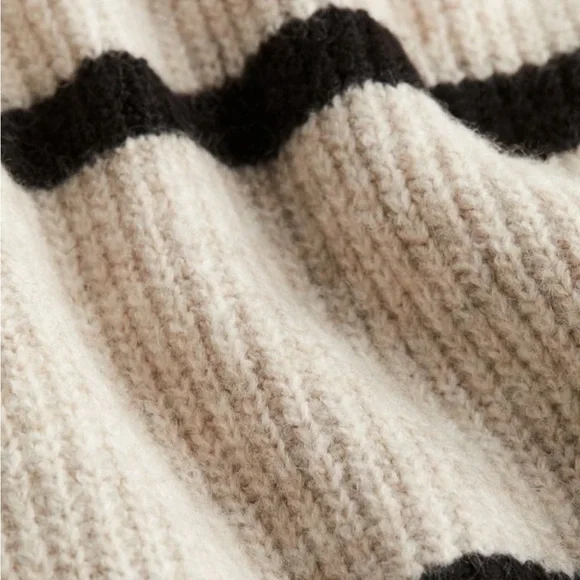 H&M cream grey oatmeal black striped turtleneck sweater size L - Picture 3 of 11